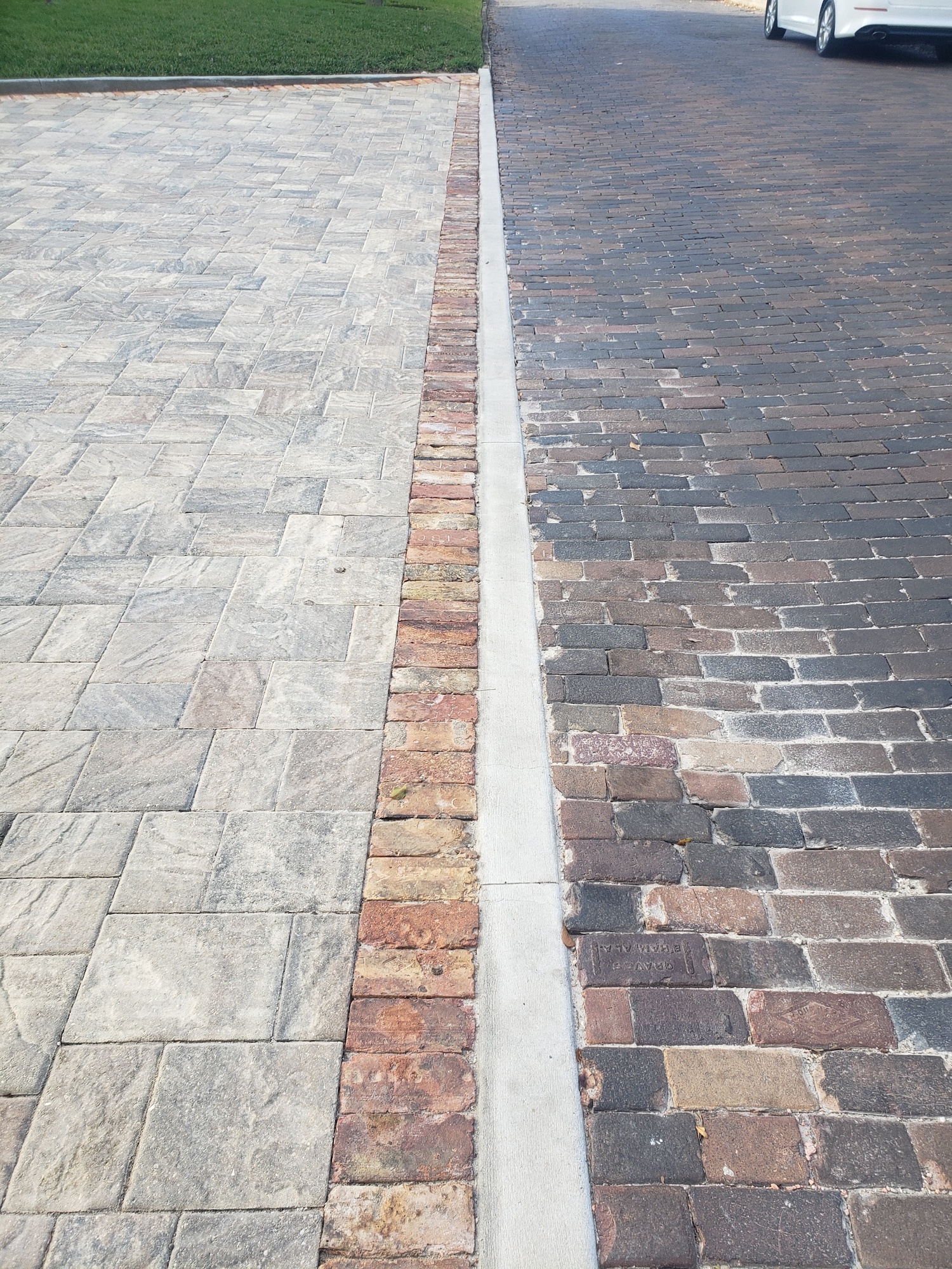 Booths Cobblestones | Central Florida's #1 Hardscape Contractor | 1 Curbs
