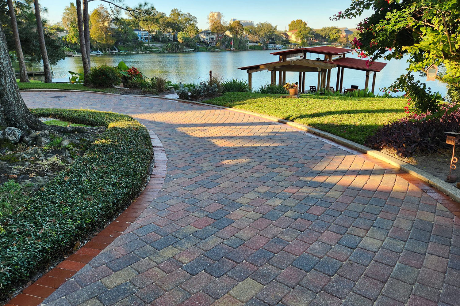 Booths Cobblestones Project Gallery | Central Florida #1 Hardscape Contractor | BoothsCobblestones.com | Driveways & Walkways with Concrete Pavers